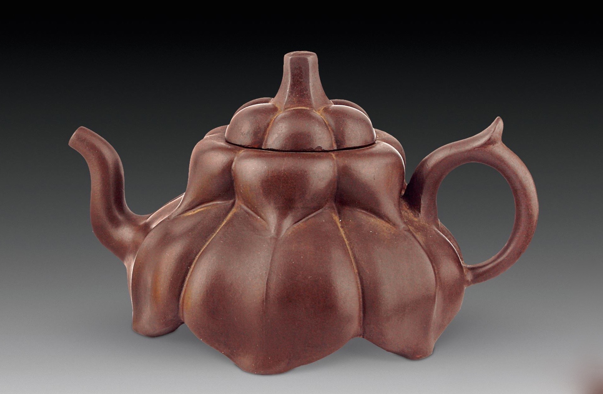 чайник цзыша цветок магнолии династия Мин автор Шипэн